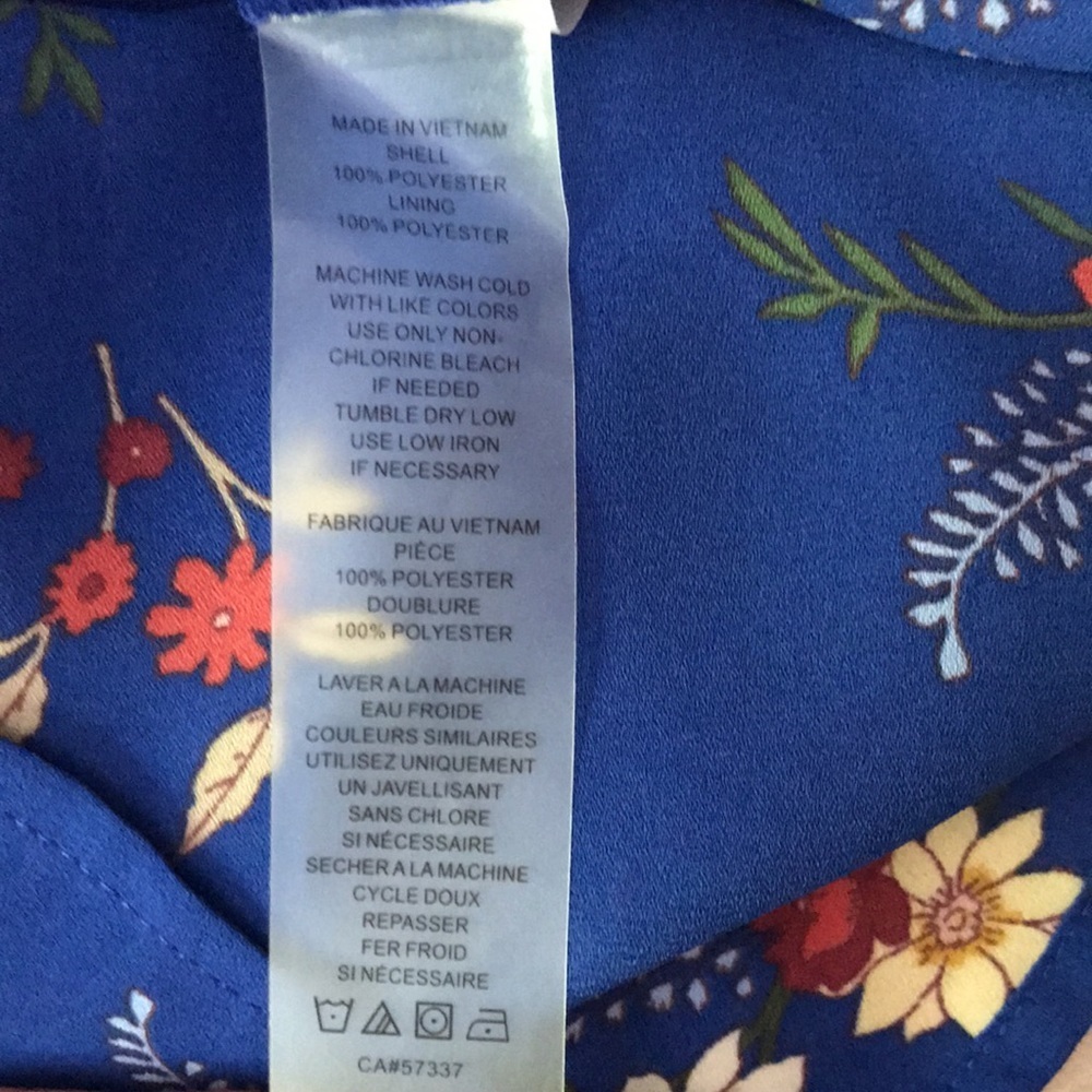 NWOT  Vince Camuto blouse S - Picture 5 of 5